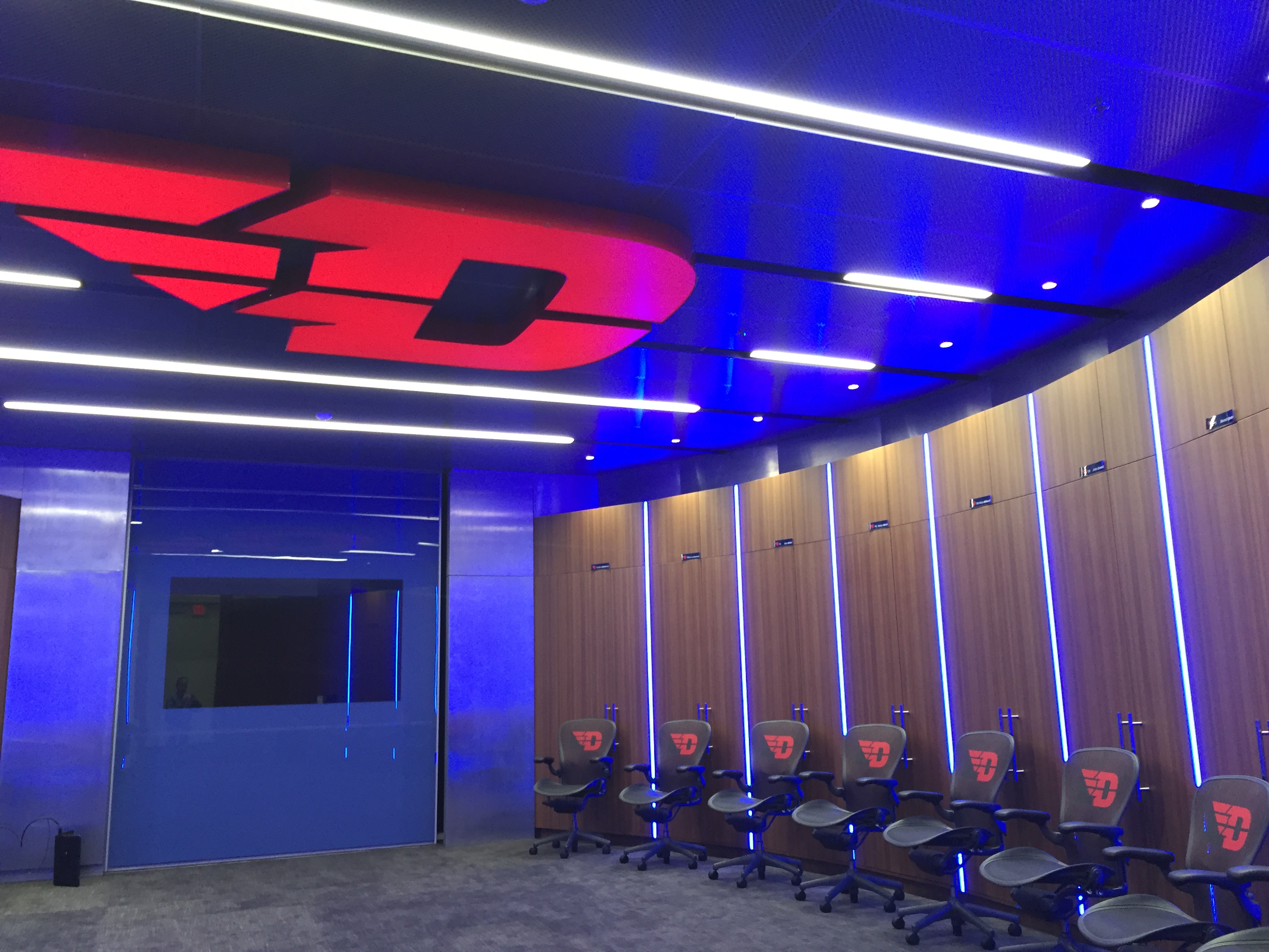 Aramark expands locker system in Pittsburgh - VenuesNow